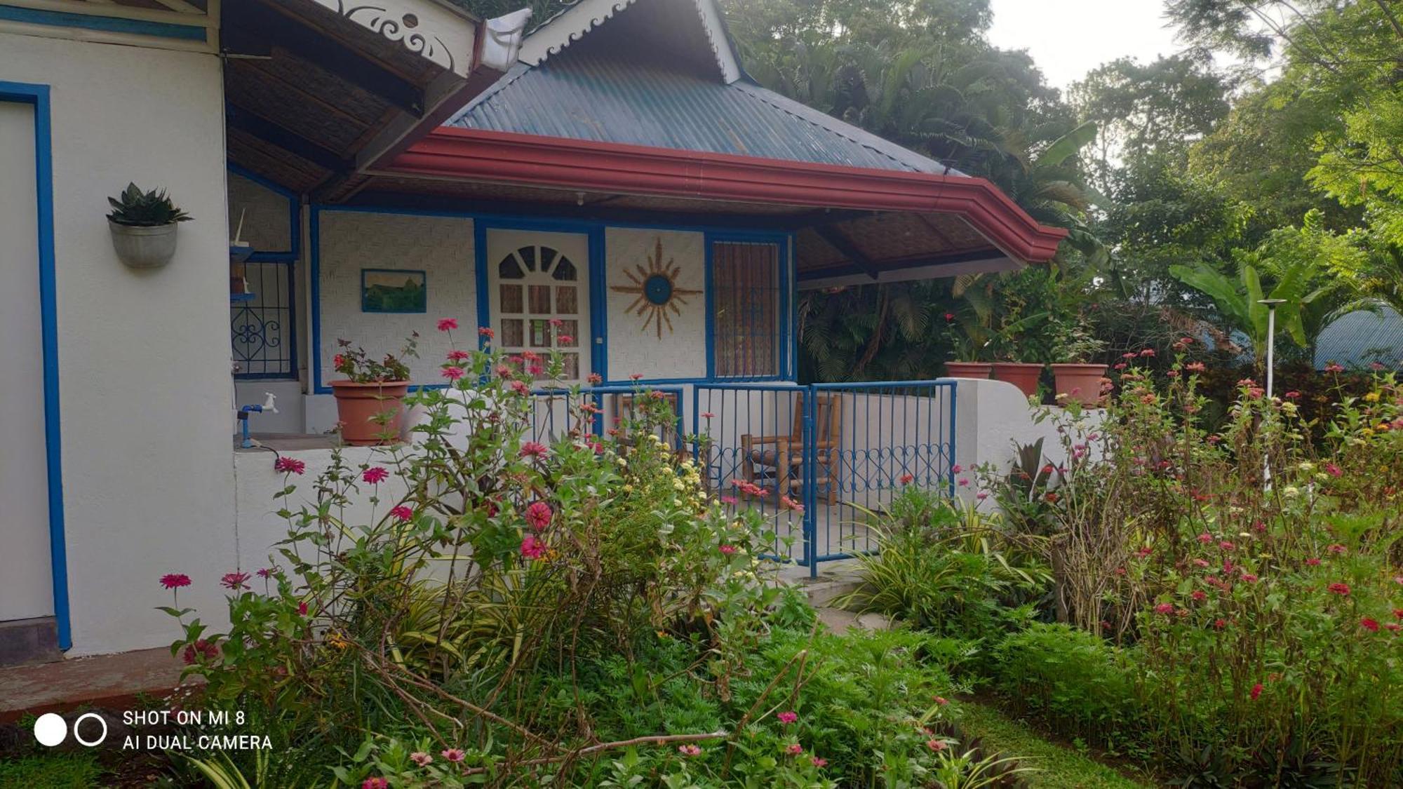 Sun House Rental Mambajao Exterior foto